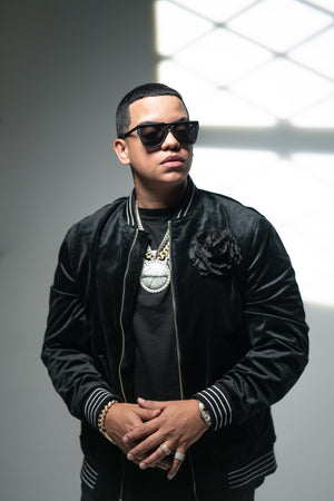 J ALVAREZ - PURO PERREO  Thursday, 30.7.2026